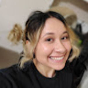 Meet your Posher, Hilda v.